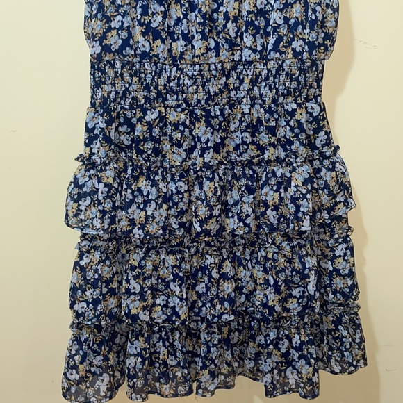 Womens Revolve 1. State Smocked Neck Mini Dress in
Pink Iris - Picture 4 of 9